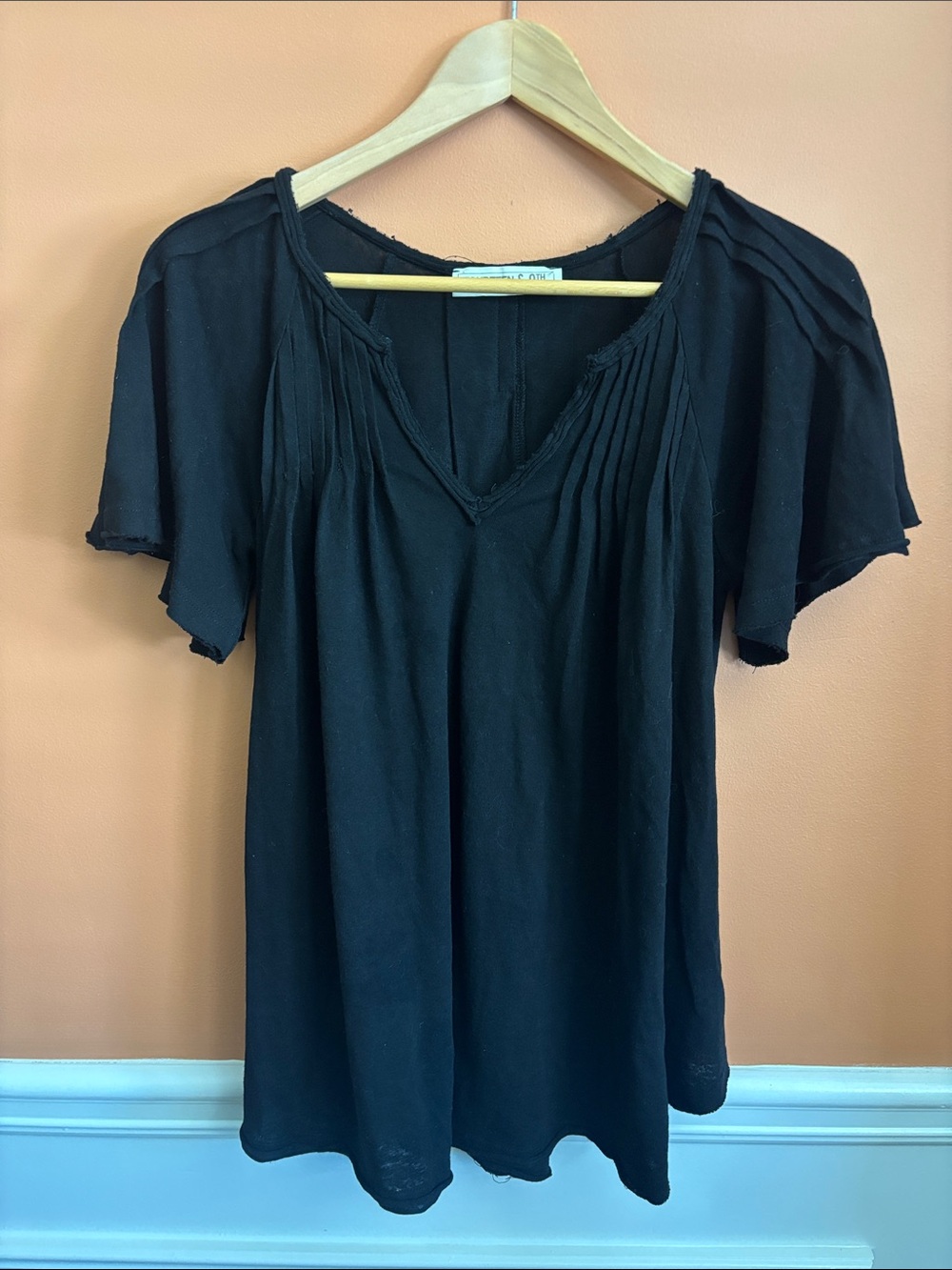 Women's Black V-Neck Pintuck Tunic Top